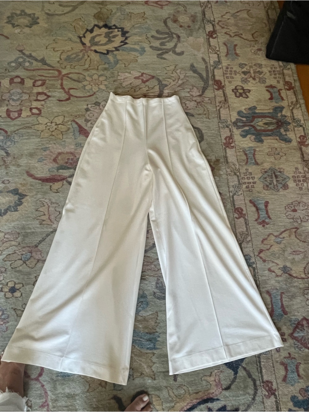 Ripley Rader High-Rise Wide-Leg Cream
Pants